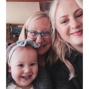 Meet your Posher, Lauralee